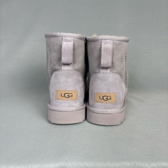 Women’s UGG Boots Sz 10 Classic Mini Purple Suede Wool Boho - Picture 4 of 12